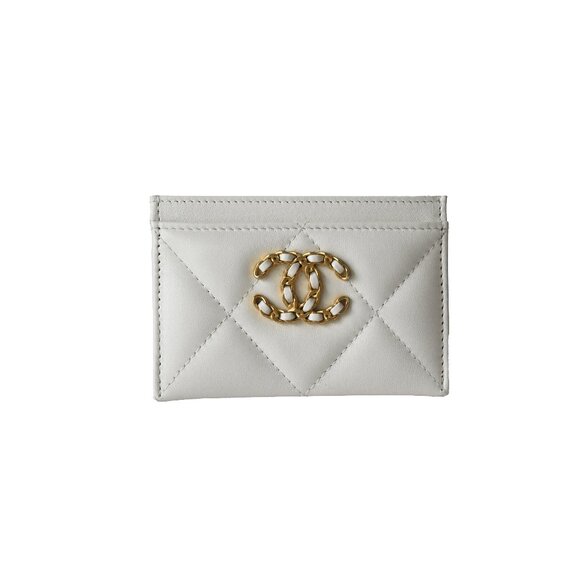 Chanel CC Lambskin Quilted Chanel 19 Card Holder White - Picture 1 of 2